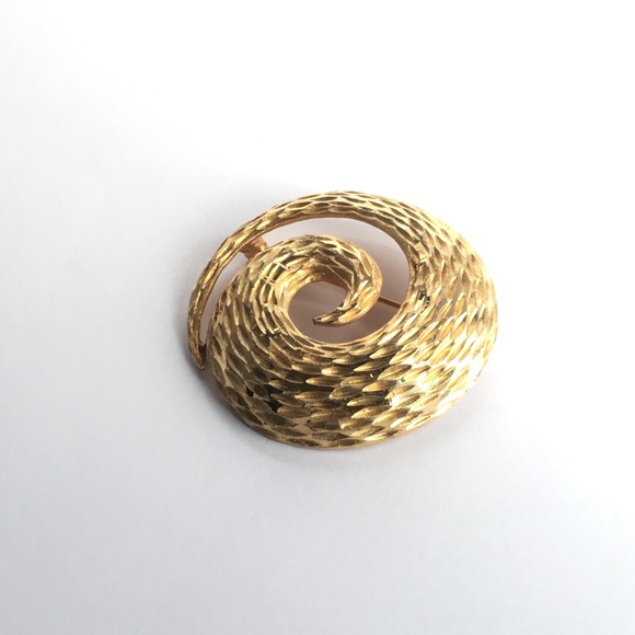 BSK Jewelry - BSK Spiral Brooch Vintage